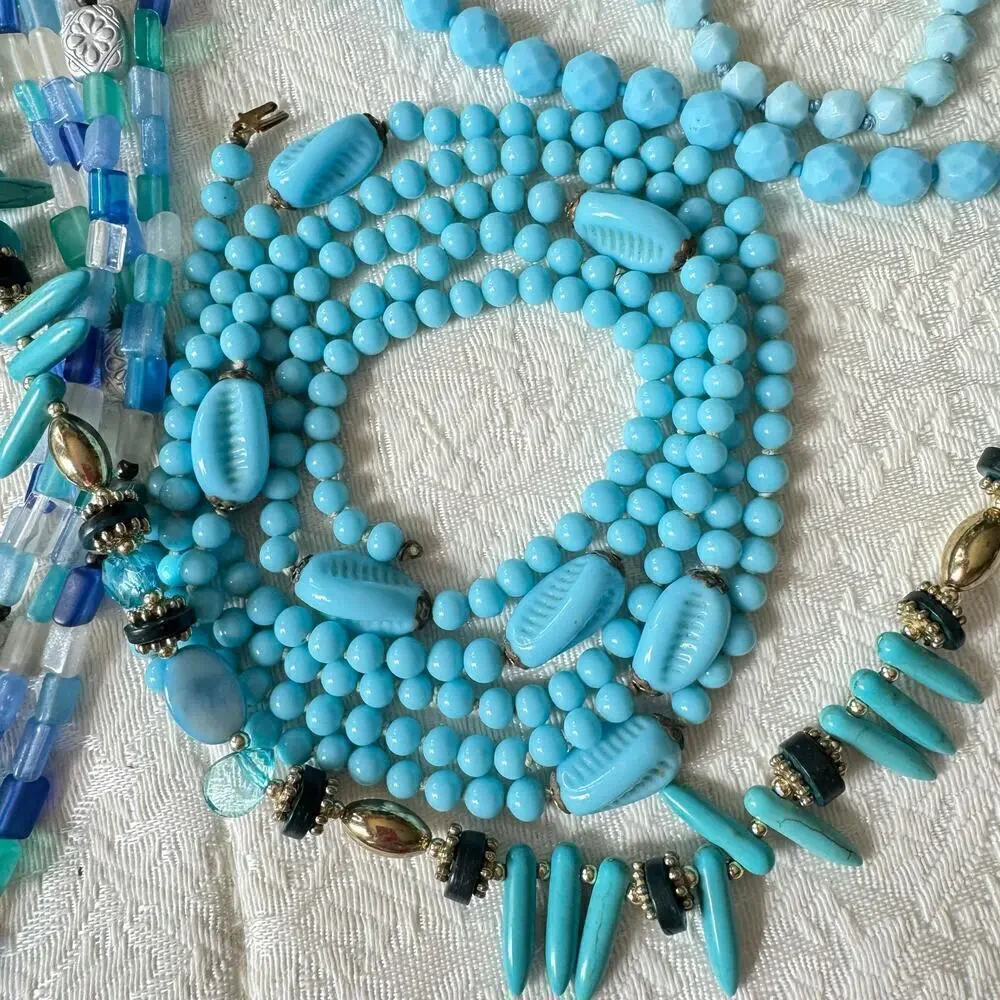Vintage 10 Piece Turquoise Lucite Glass Bead Necklace & Earring Lot 12.7oz 50’s